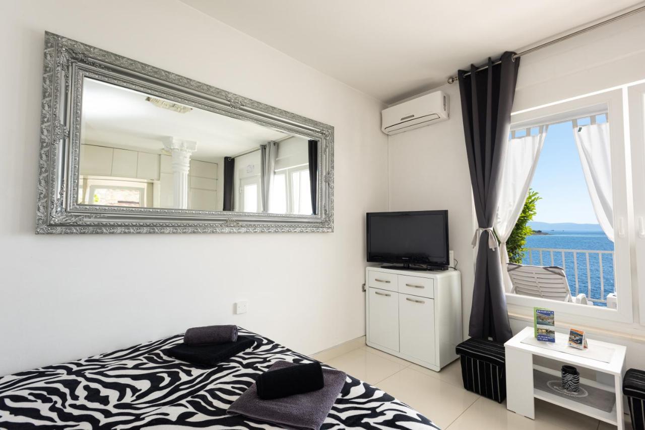Apartments Viky Kraljevica Eksteriør bilde
